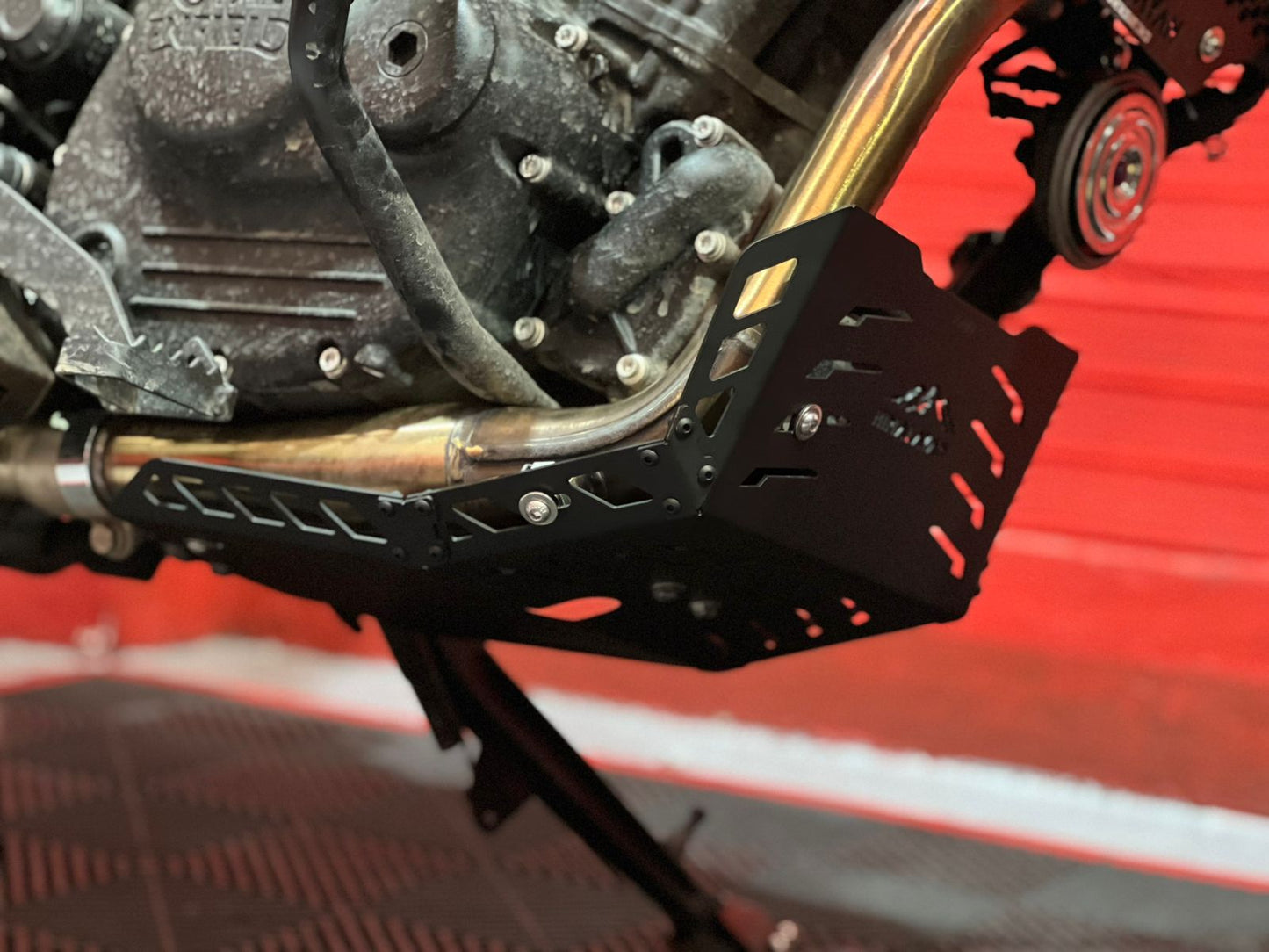ENGINE PROTECTOR