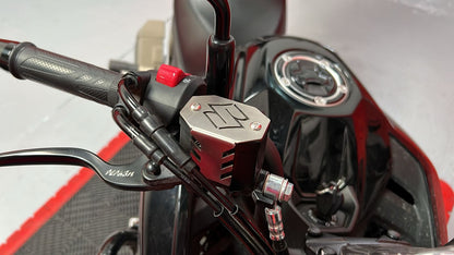 LUXURY MASTER MASTER