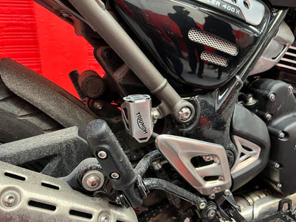 PROTECTOR RECIPIENTE FRENO TRASERO TRIUMPH SCRAMBLER 400X