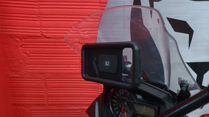 IMP0176 - PORTA CELULAR GIRO 360° IMPERMEABLE CON CARGADOR TIPO C + CARGA INALAMBRICA