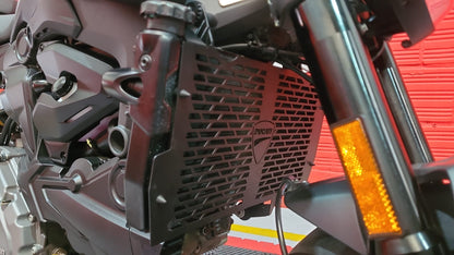 MONSPR - PROTECTOR RADIADOR 2023 - UP (SE FABRICA POR ENCARGO)