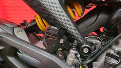 REAR BRAKE CONTAINER PROTECTOR