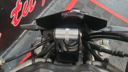 BASE FOR GPS-CELLULAR