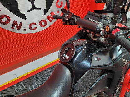 XRE3BTB - BASE PARA TANK BAG