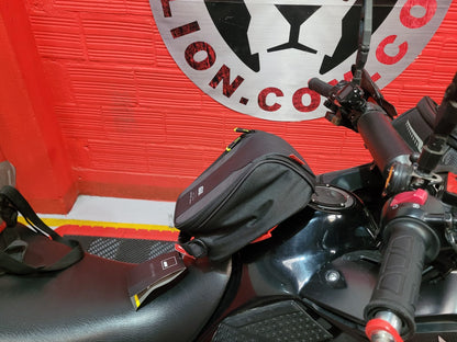 XRE3BTB - BASE PARA TANK BAG