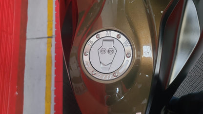 G310PTT - PROTECTOR TAPA DE TANQUE BMW G310GS/G310R