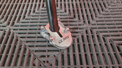 G310BP - BASE PATA LATERAL BMW G310GS/G310R