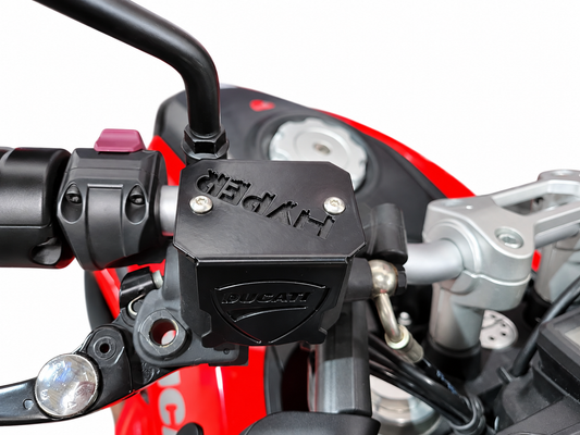 PROTECTOR BOMBA FRENO DELANTERO DUCATI HYPERMOTARD 950