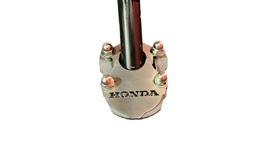 XRE3BP - BASE PATA LATERAL HONDA XL 750 TRANSALP