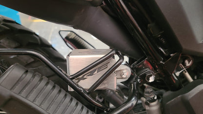 XRE3PRFT - PROTECTOR RECIPIENTE FRENO TRASERO