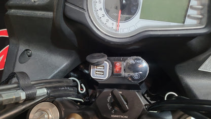 ABS650BCV - BASE CARGADOR-VOLTIMETRO 2 PUESTOS