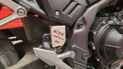 CB500XPRFT22 - PROTECTOR RECIPIENTE FRENO TRASERO HONDA NX 500