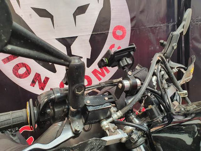 ACC35 - BASE GPS GENERICA BOMBA DELANTERA