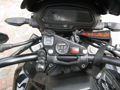 DOM4KCV - KIT CARGADOR Y VOLTIMETRO