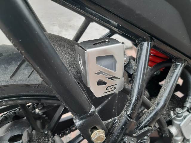 REAR BRAKE CONTAINER PROTECTOR