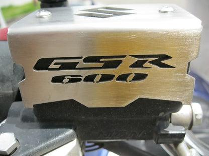 GSR6LBFD - LUJO BOMBA FRENO DELANTERO GSR600