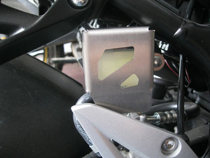 GSR7PRFT - PROTECTOR RECIPIENTE FRENO TRASERO