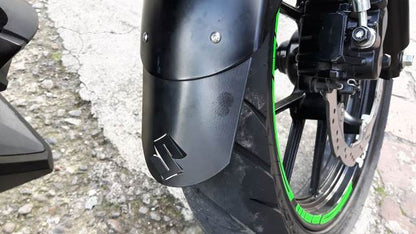 GSXS1EGD - EXTENSOR GUARDABARROS DELANTERO GSXS-R150