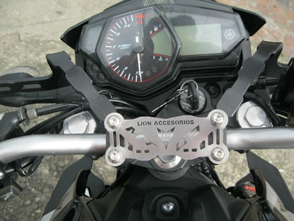 MT03LA - LUJO ACUTRAX