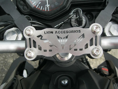 MT03LA - LUJO ACUTRAX