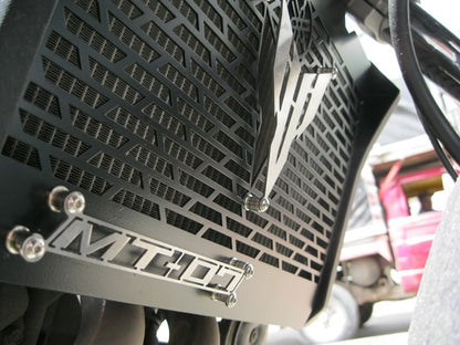 MT07PRAR - PROTECTOR RADIADOR ALTO RELIEVE