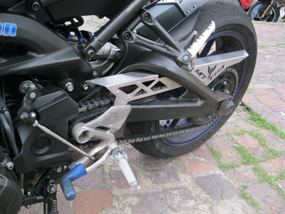 MT09GC - GUARDA CADENA MT09 2014-2016