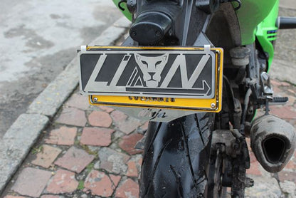 NIN300PP - PORTA PLACA NINJA 300