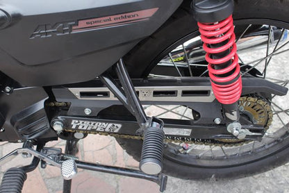 NKDGC - LUJO GUARDA CADENA AKT NKD