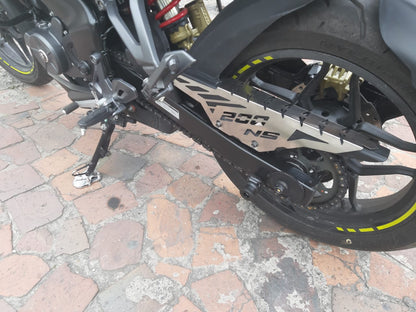 CHAIN SAVE LUXURY