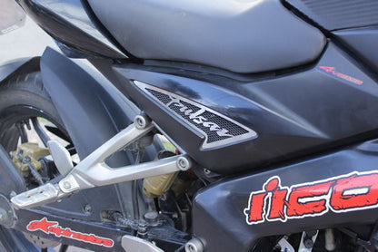 NS200LTL - LUJOS TAPAS LATERALES