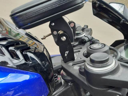 R15BG - BASE PARA GPS-CELULAR