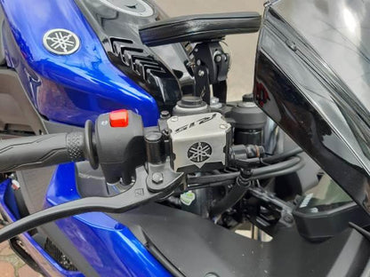 R15LBFV3 - LUJO BOMBA FRENO DELANTERO V3