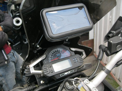 BASE FOR GPS-CELLULAR