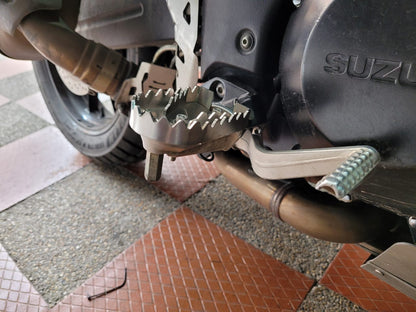 EXTENSOR POSAPIES SUZUKI VSTROM 650 CLASICA/ABS/AT/XT/VSTROM 1000 CLASICA/ABS