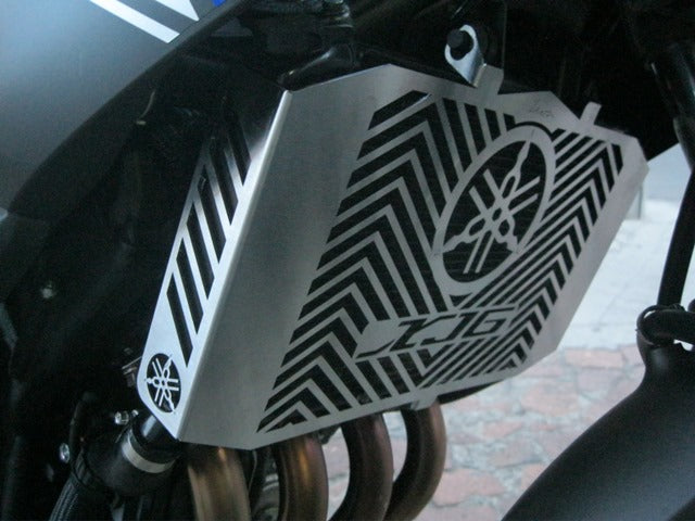 RADIATOR SHIELD