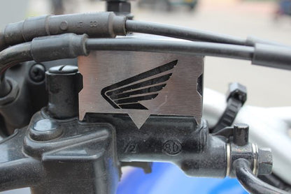 XRE3LBF - LUJO BOMBA FRENO DELANTERO