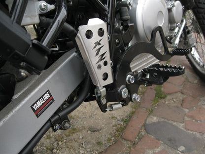 XTZ250PPFT - PROTECTOR PISTON FRENO TRASERO